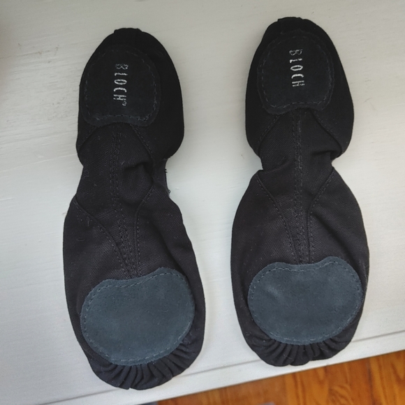 2/$35-NEW BLOCH Pro Elastic Ballet Slippers - Picture 2 of 8